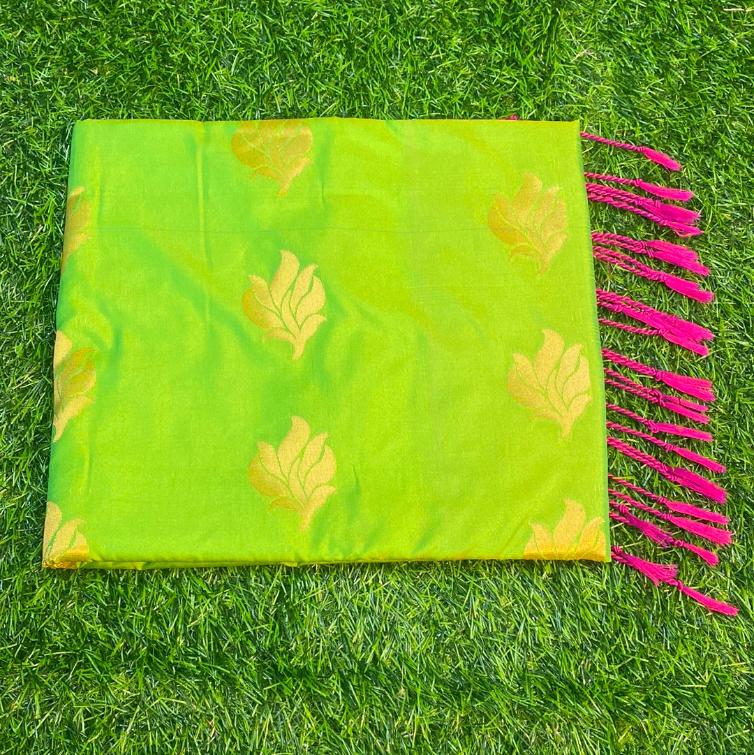 Kanjivaram Tissue Border Soft Silk Sarees (Green and Pink Colour)