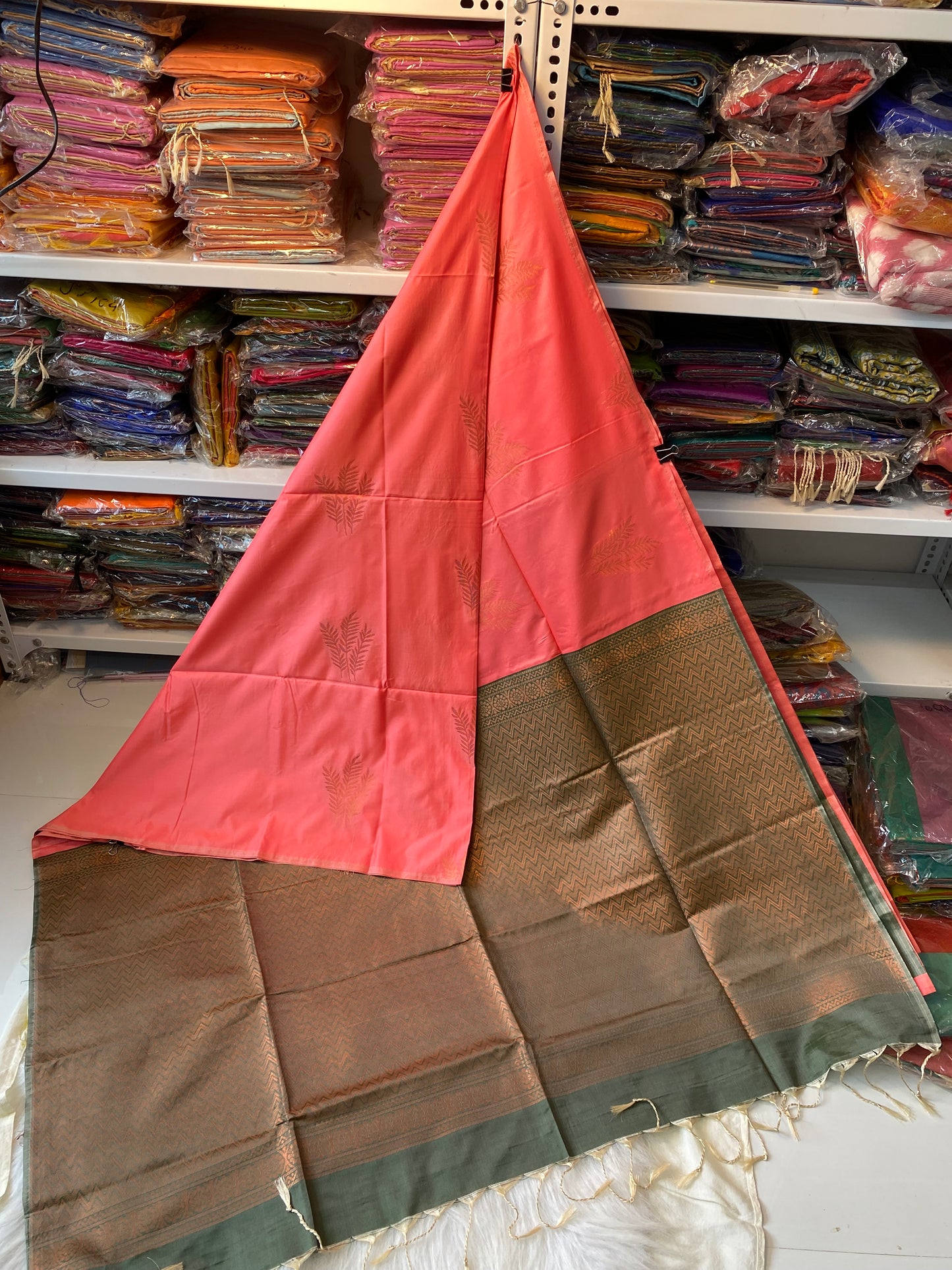 Kanjivaram Tissue Border Soft Silk Sarees (Peach & Green)