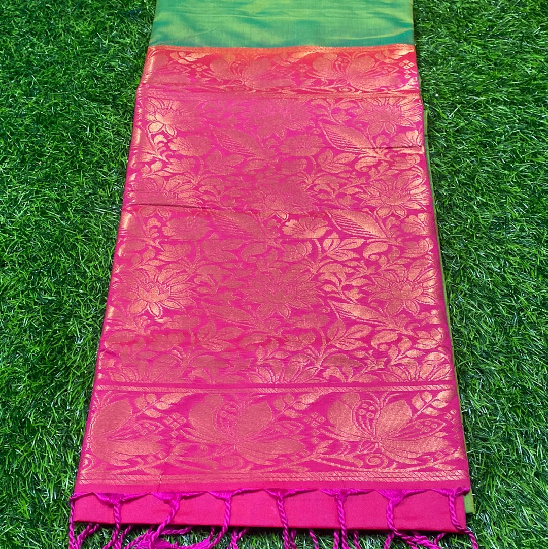Kanjivaram Tissue Border Soft Silk Sarees (Green and Pink Colour)