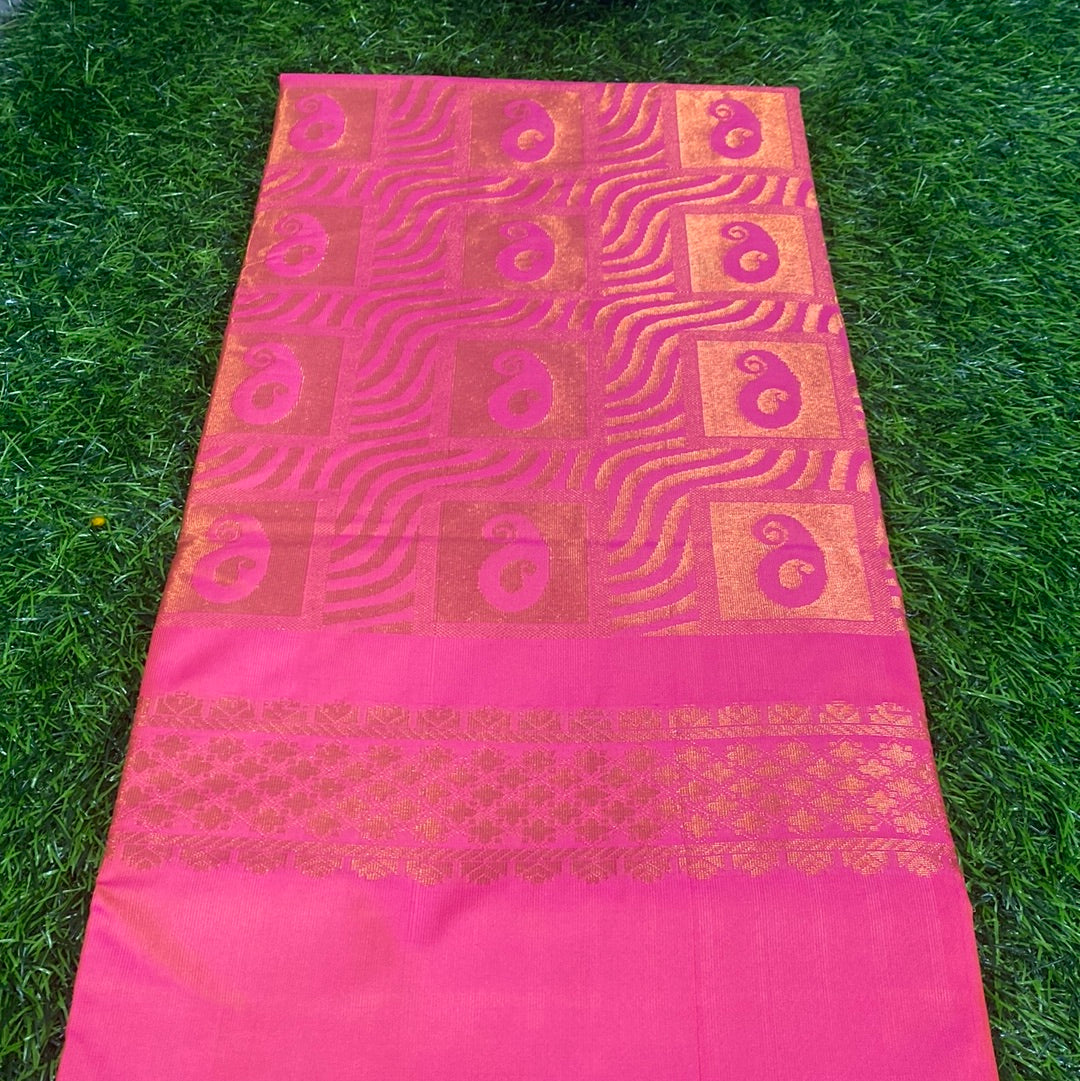 Kanjivaram Tissue Border Soft Silk Saree (Mehandi Green and Pink Colour)