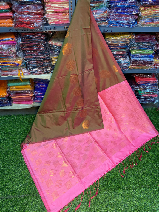 Authentic Kanjivaram Silk Sarees - Nivnyaa Fashion