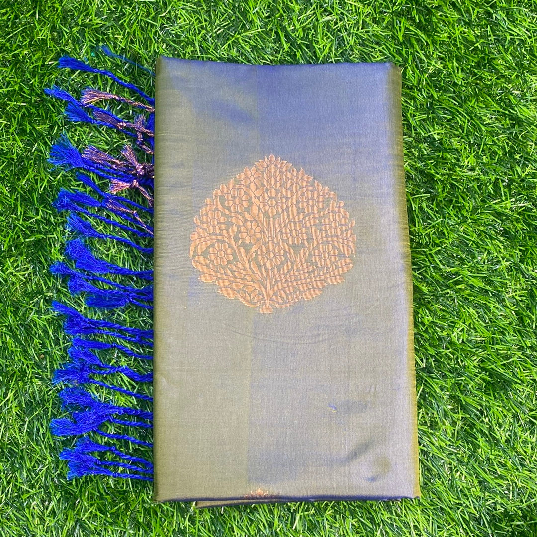 Kanjivaram Tissue Border Soft Silk Sarees (Grey and Blue Colour)