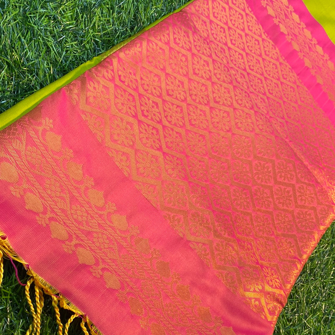 Kanjivaram Tissue Border Soft Silk Sarees (Lime Green and Pink)