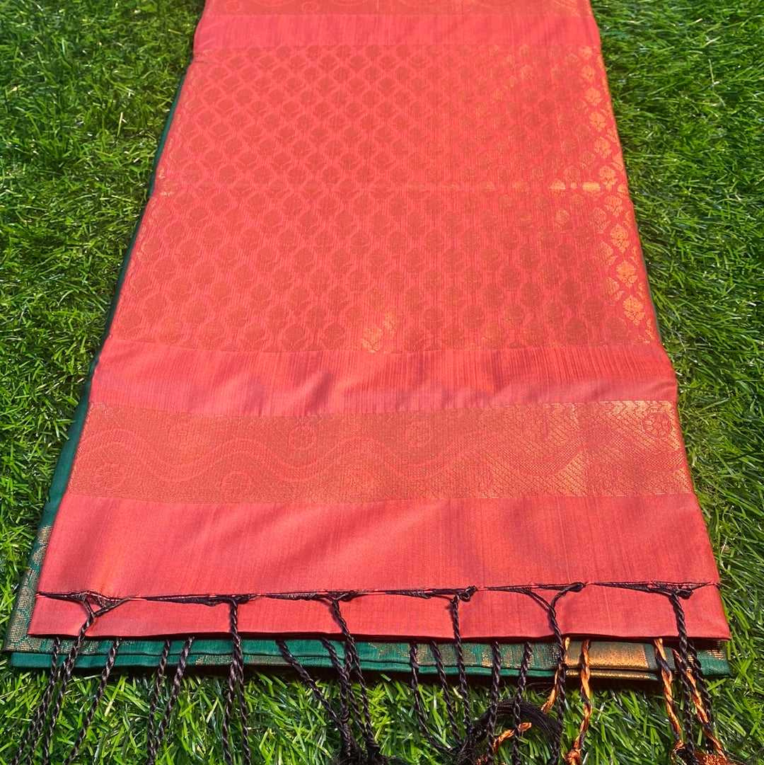 Kanjivaram Tissue Border Soft Silk Sarees (Green and Pink Colour)