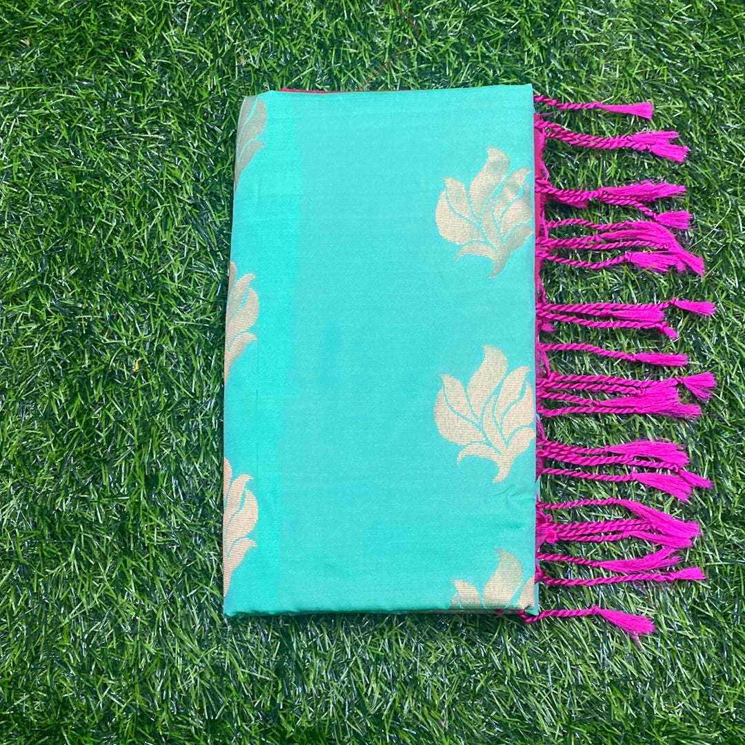 Kanjivaram Tissue Border Soft Silk Sarees (Green and Pink Colour)