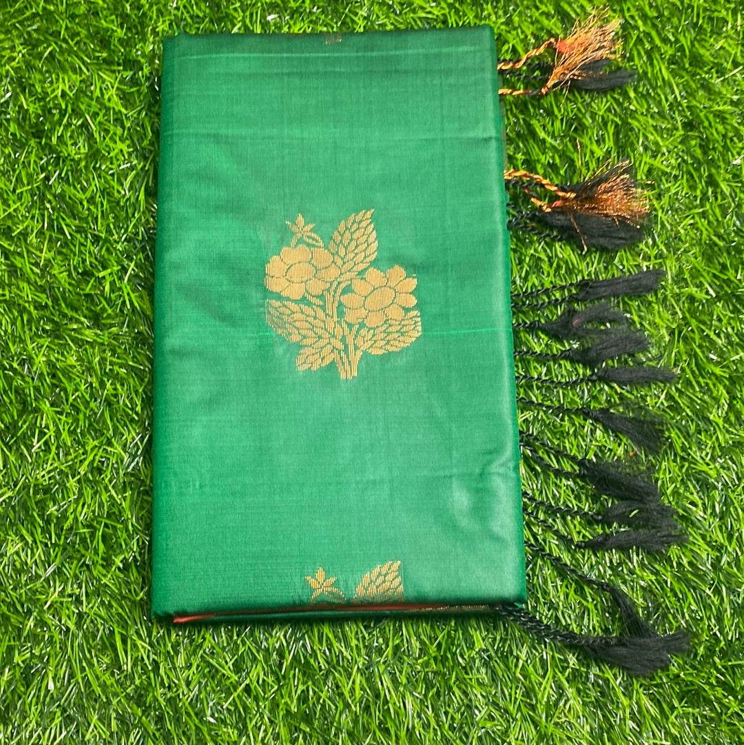 Kanjivaram Tissue Border Soft Silk Sarees (Green and Pink Colour)