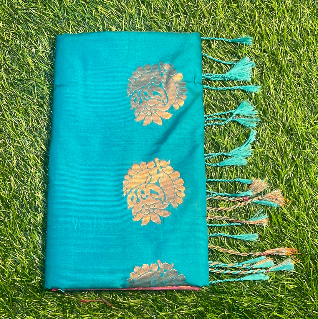 Kanjivaram Tissue Border Soft Silk Sarees (Sea Blue and Light Pink)
