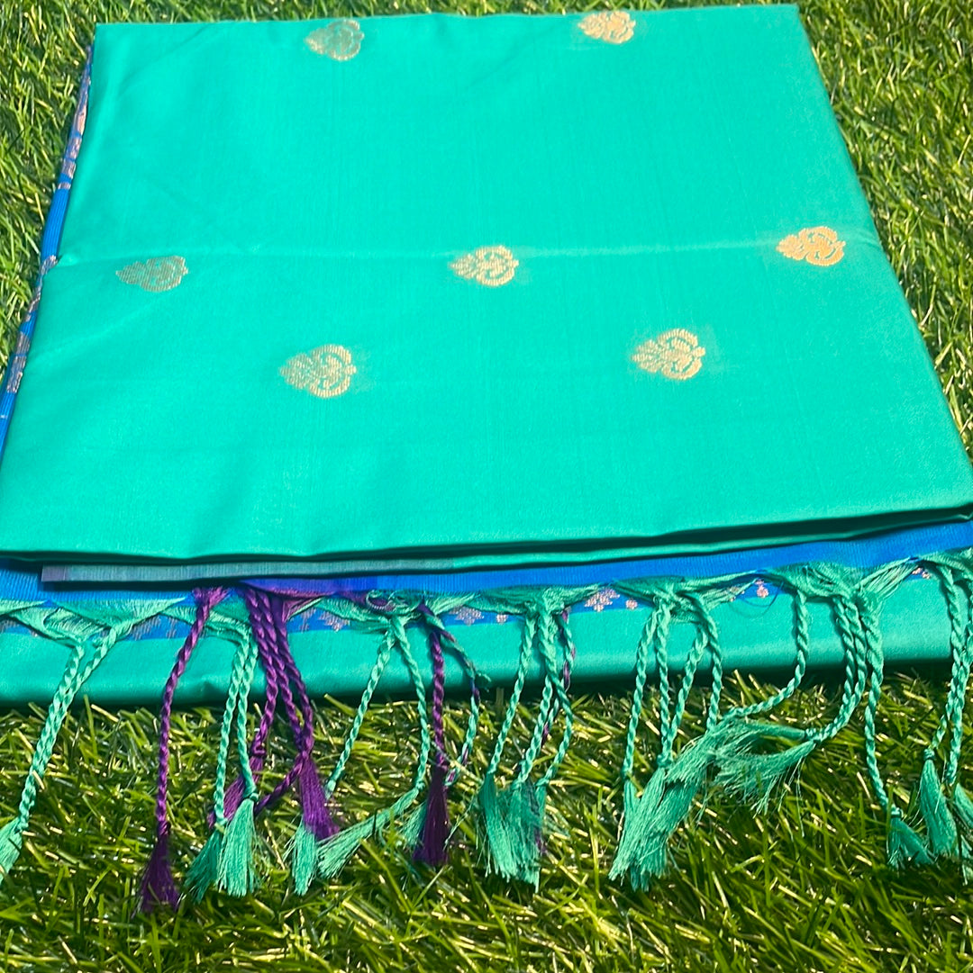 Kanjivaram Tissue Border Soft Silk Sarees (sea green and blue)