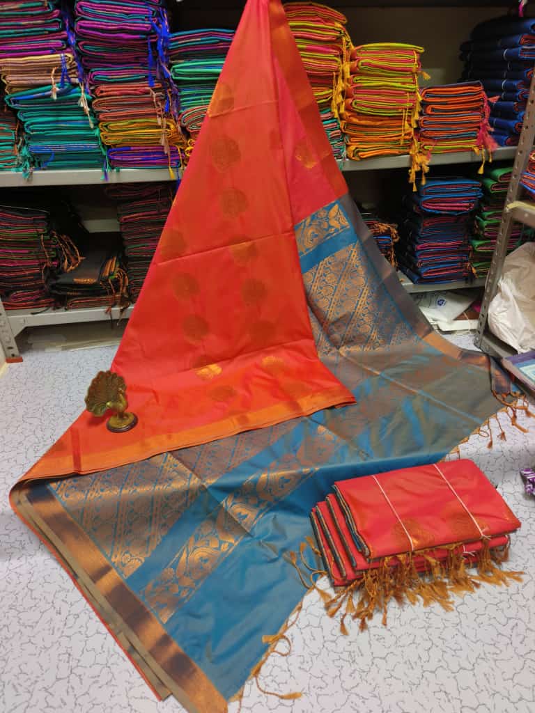 Kanjivaram Tissue Border Soft Silk Saree (Red and Sea Green)