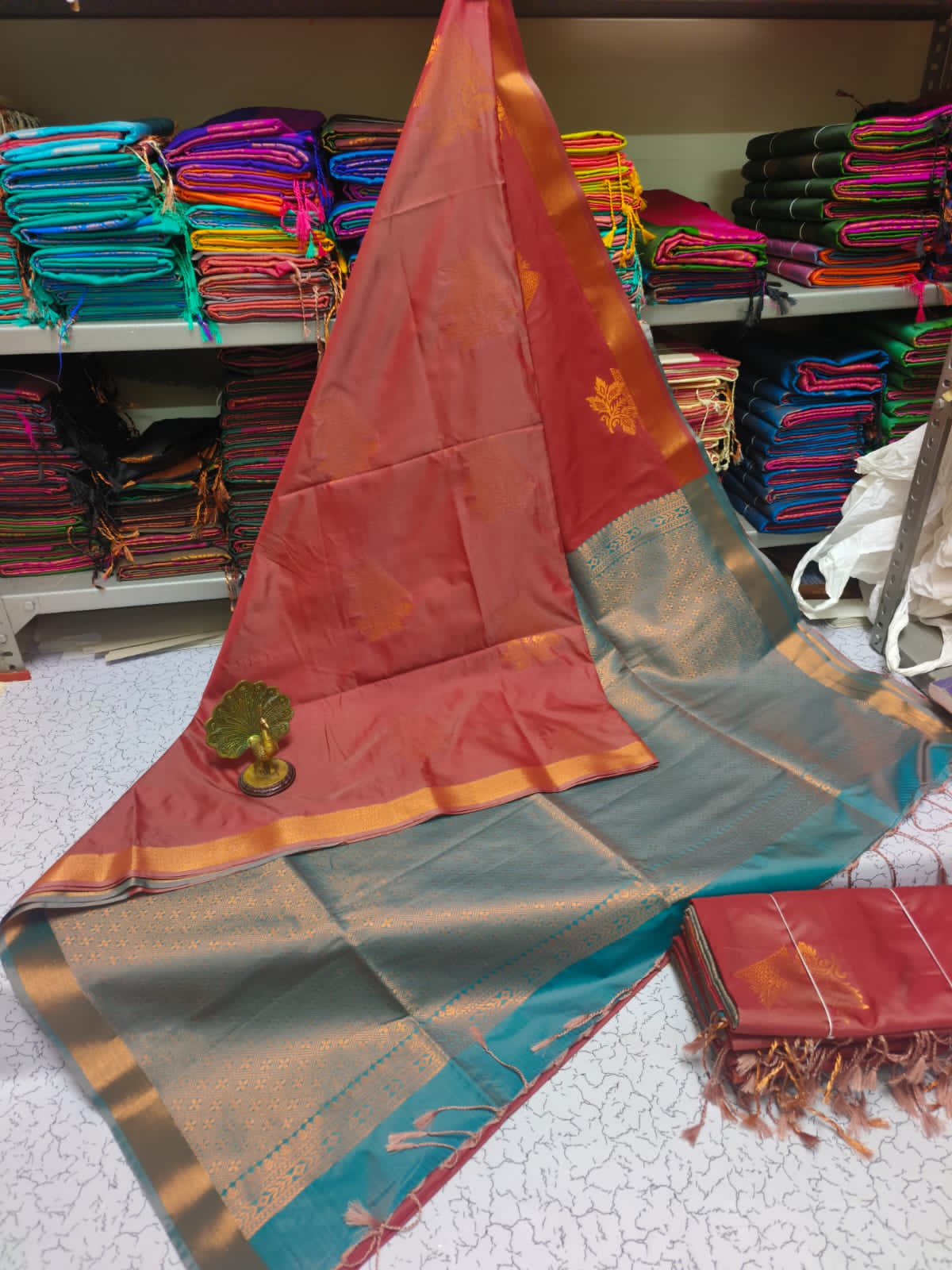 Kanjivaram Tissue Border Soft Silk Sarees (Light Brown and Sea Green Colour)