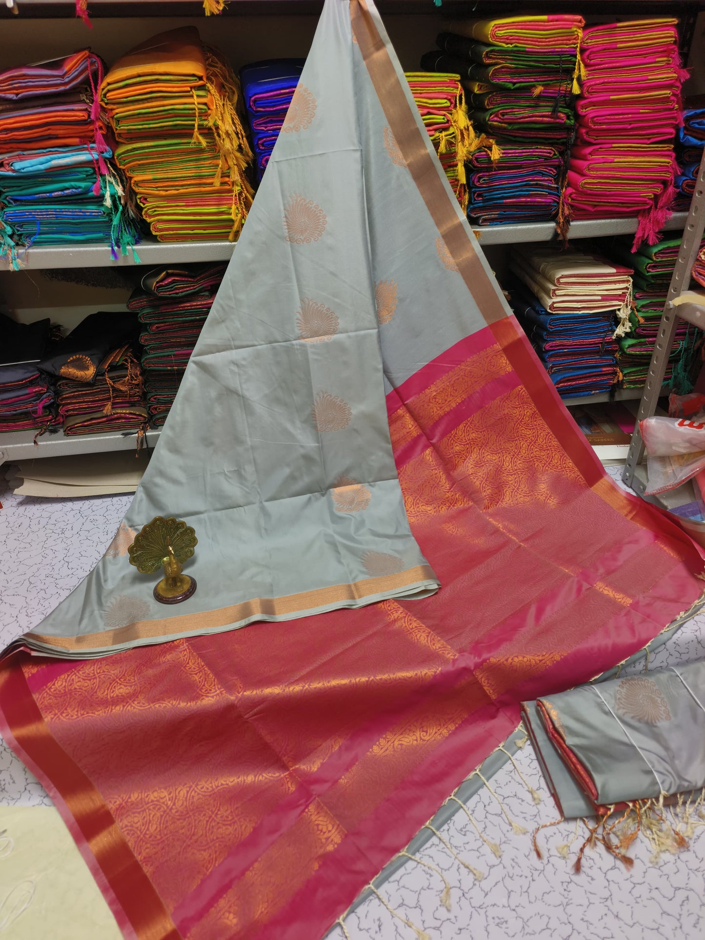 Kanjivaram Tissue Border Soft Silk Saree (Grey and Red)