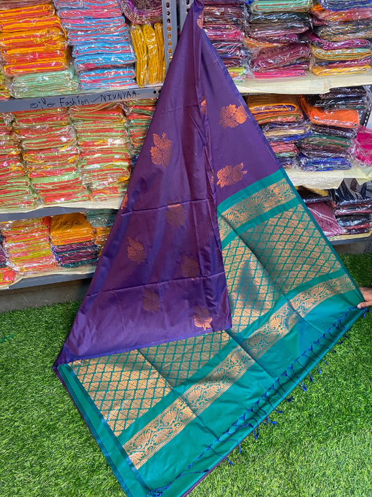 Kanjivaram Tissue Border Soft Silk Saree (Indigo & Sea Green)
