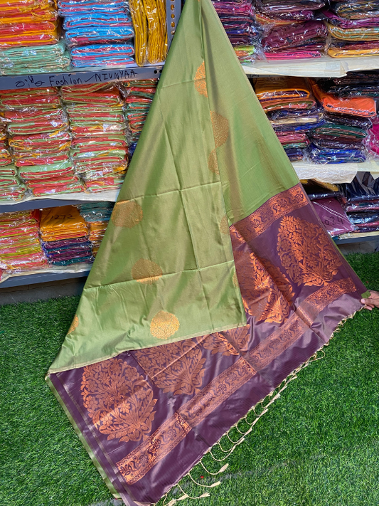 Kanjivaram Tissue Border Soft Silk Saree (Green & Pruple)