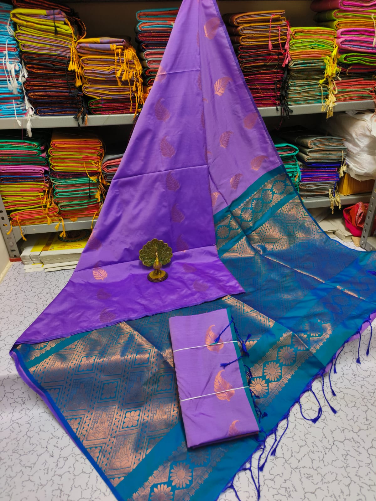 Kanjivaram Tissue Border Soft Silk Sarees (Purple  and Blue)