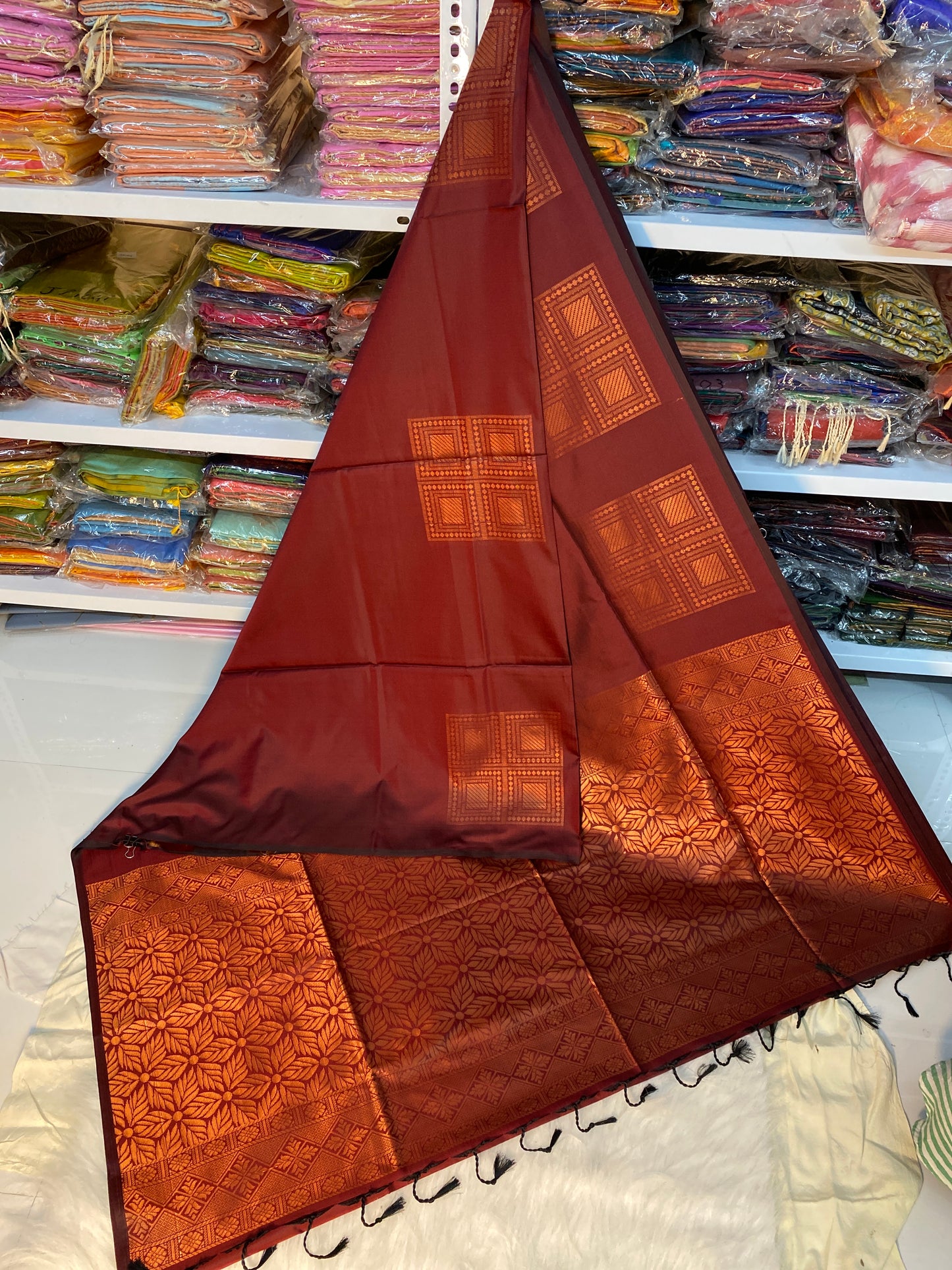 Kanjivaram Tissue Border Soft Silk Saree (Dark Brown)