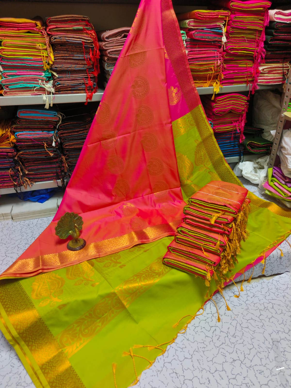 Kanjivaram Tissue Border Soft Silk Sarees (Orange and Green)