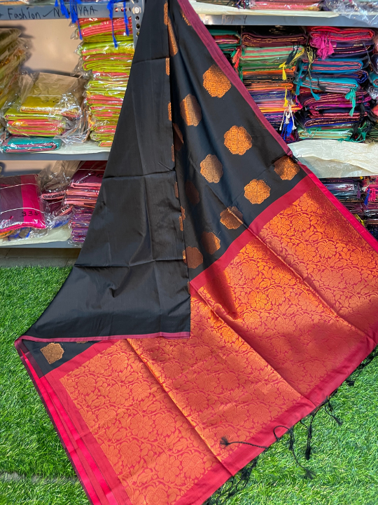 Kanjivaram Tissue Border Soft Silk Saree ( Black & Maroon )