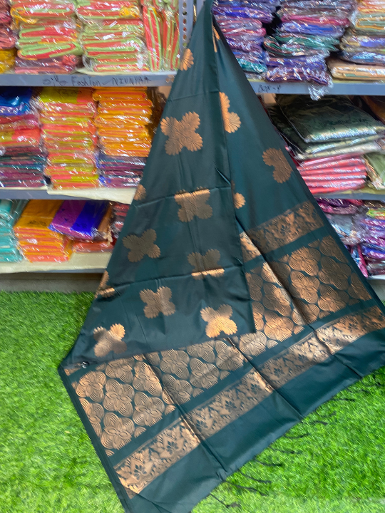 Kanjivaram Tissue Border Soft Silk Saree (Dark Green)