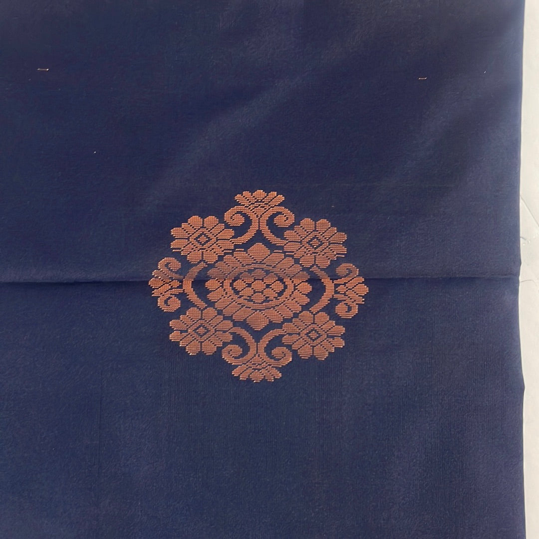 Kanjivaram Tissue Border Soft Silk Sarees (Blue and Red Color)