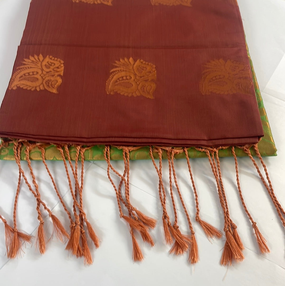 Kanjivaram Tissue Border Soft Silk Sarees (Brown and Green)
